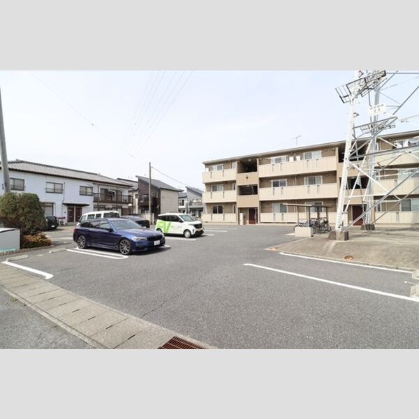 駐車場 (駐車場)