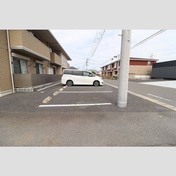 駐車場 (駐車場)