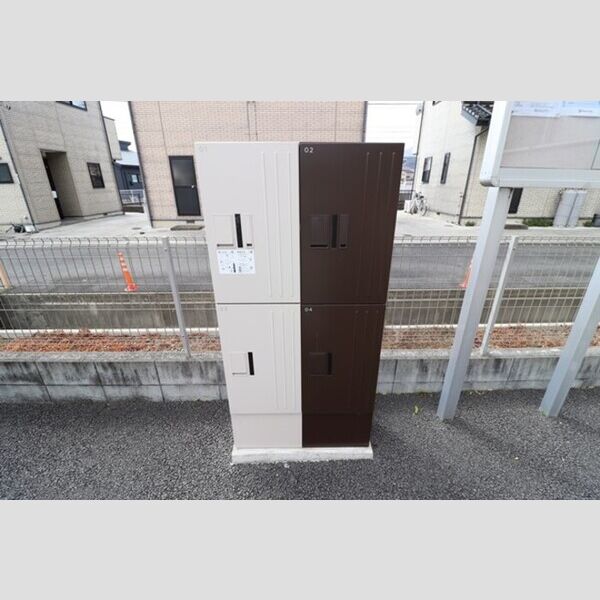 現地周辺 (宅配ボックス)