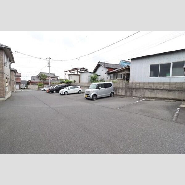 駐車場 (駐車場)