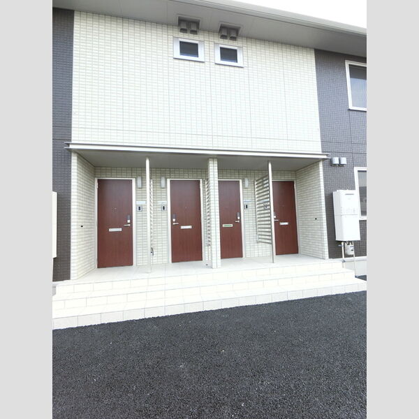 エントランス (エントランス)