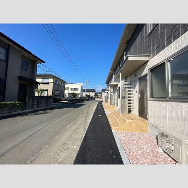 現地周辺 (ロビー)