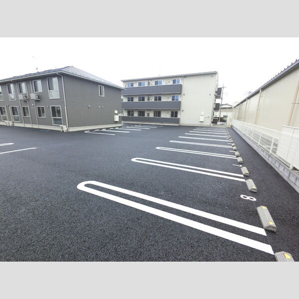 駐車場 (駐車場)