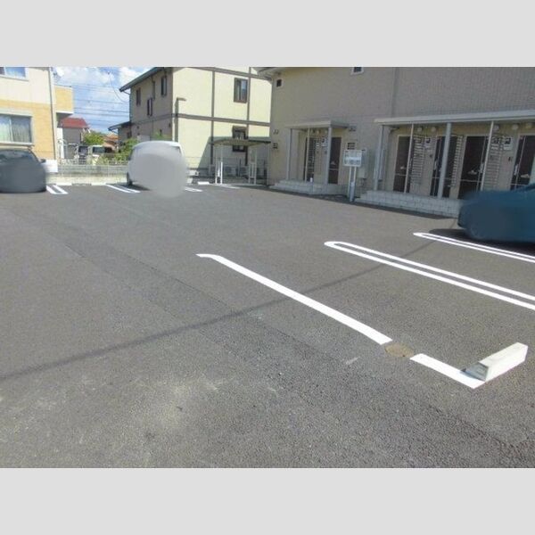 駐車場 (駐車場)