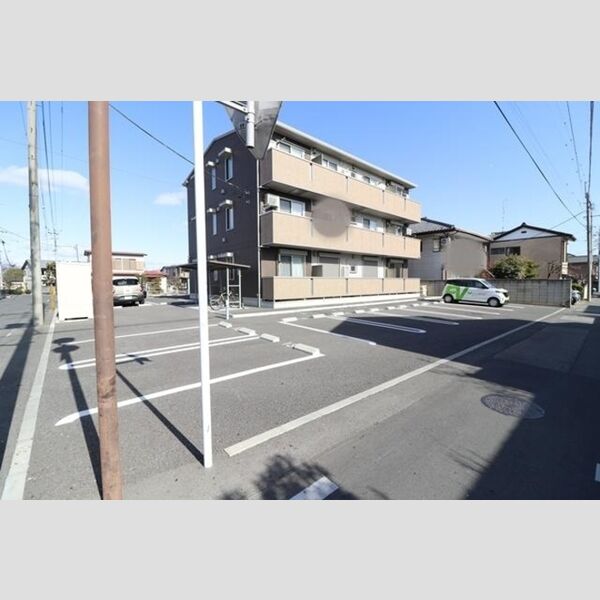 駐車場 (駐車場)