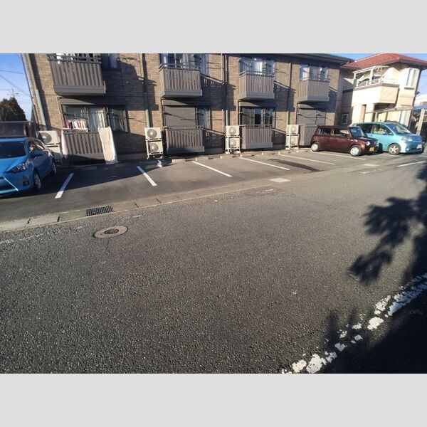 駐車場 (駐車場)