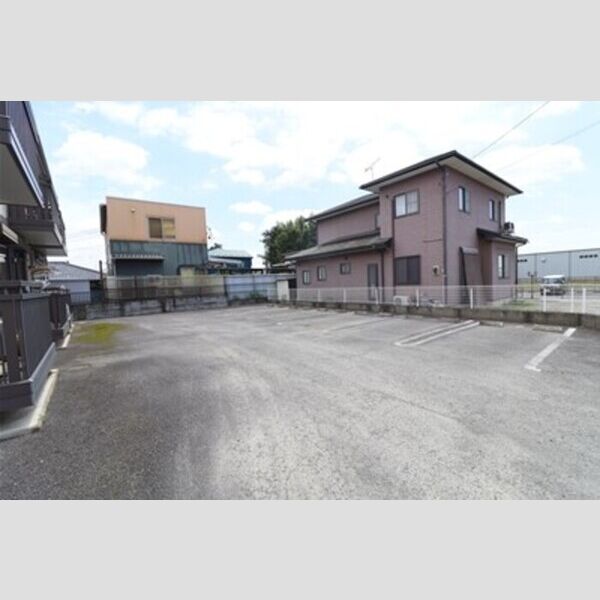 駐車場 (駐車場)