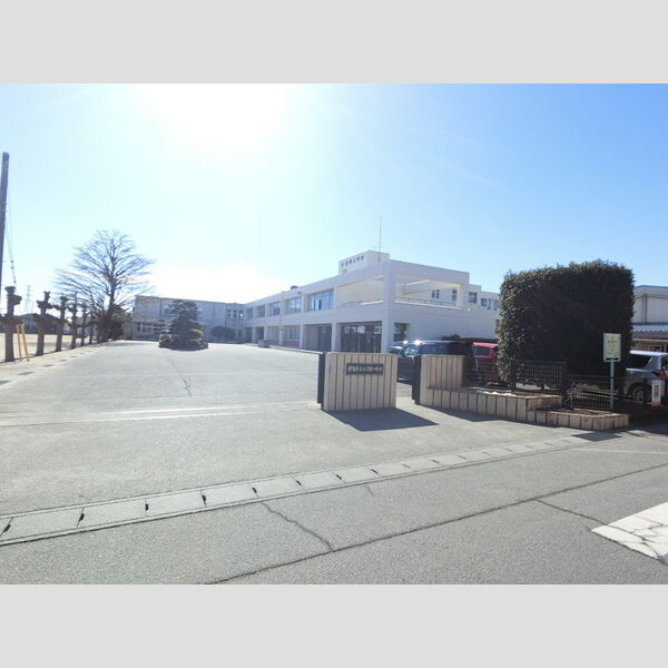 現地周辺 (伊勢崎市立宮郷小学校)