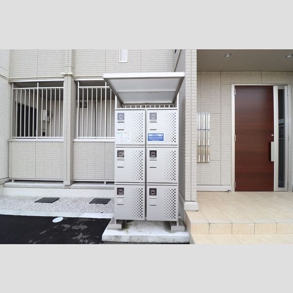 現地周辺 (宅配ボックス)