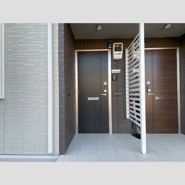 エントランス (エントランス)