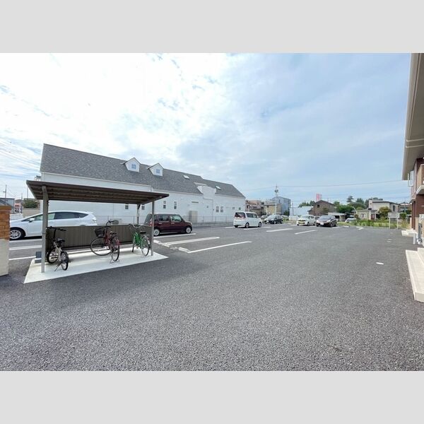 駐車場 (駐車場)