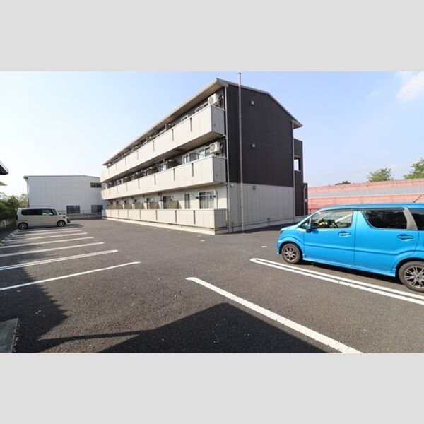 駐車場 (駐車場)
