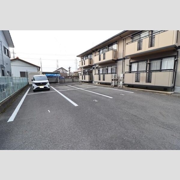 駐車場 (駐車場)