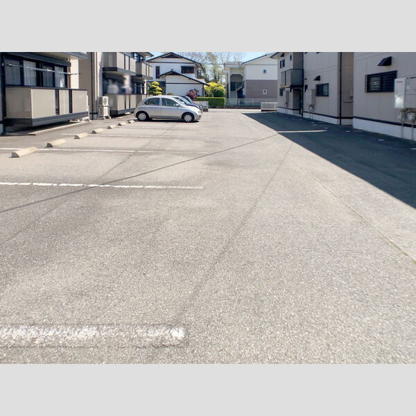 駐車場 (駐車場)