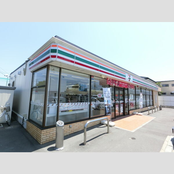 現地周辺 (セブンイレブン前橋三俣三丁目店(737m))