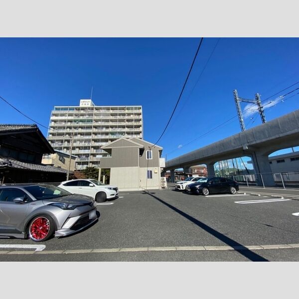 駐車場 (駐車場)