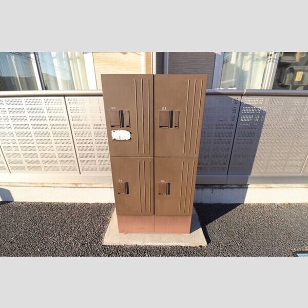 現地周辺 (宅配ボックス)