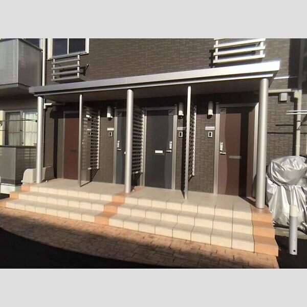 エントランス (エントランス)