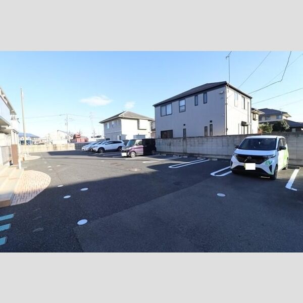 駐車場 (駐車場)