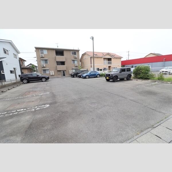 駐車場 (駐車場)