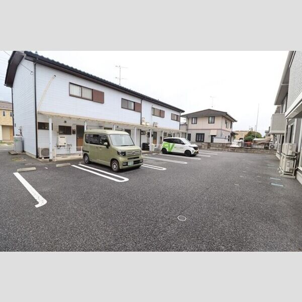 駐車場 (駐車場)