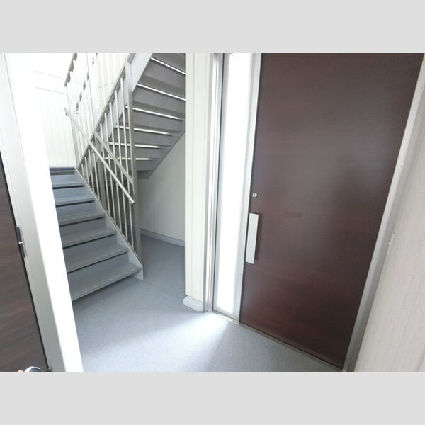 現地周辺 (ロビー)