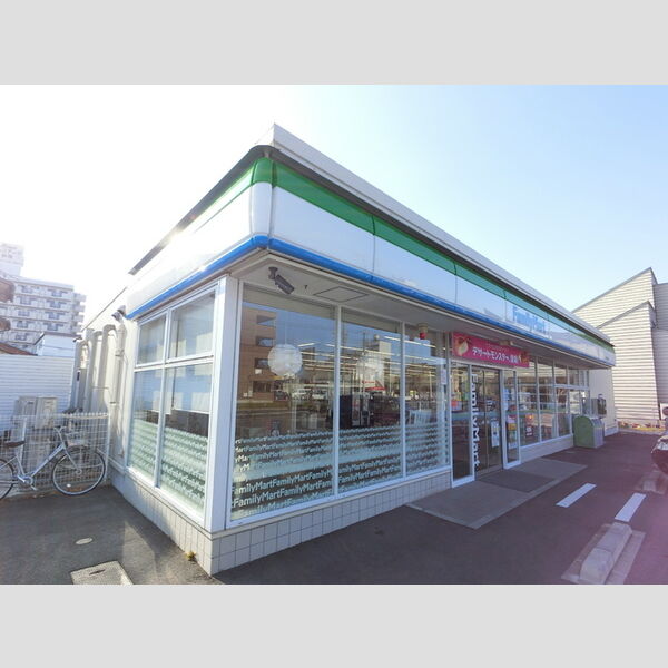 現地周辺 (ファミリーマート前橋大渡町店(290m))