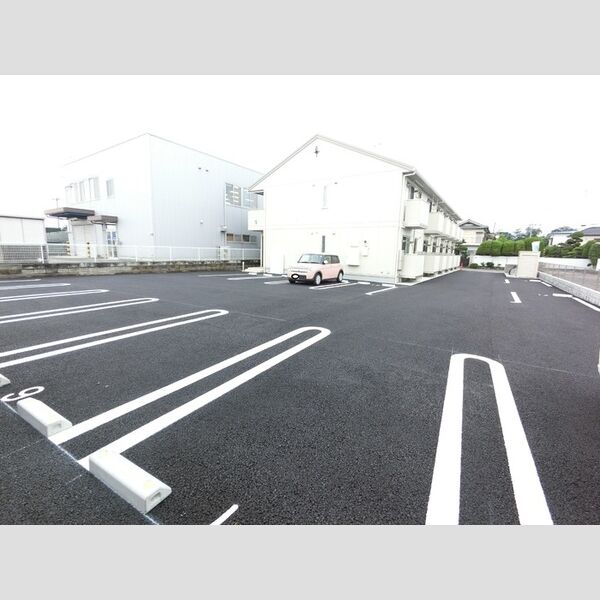 駐車場 (駐車場)