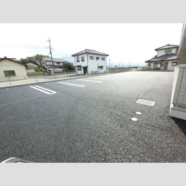 駐車場 (駐車場)