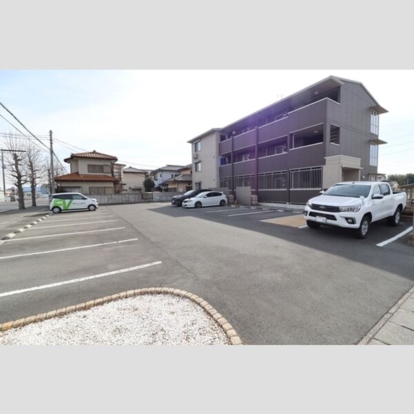 駐車場 (駐車場)