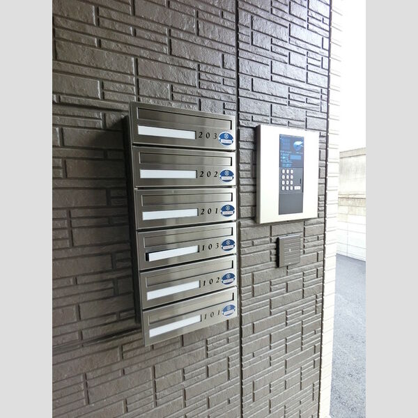 現地周辺 (集合ポスト・インターホン)