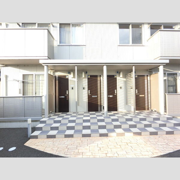 エントランス (エントランス)