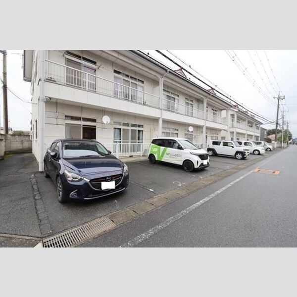 駐車場 (駐車場)