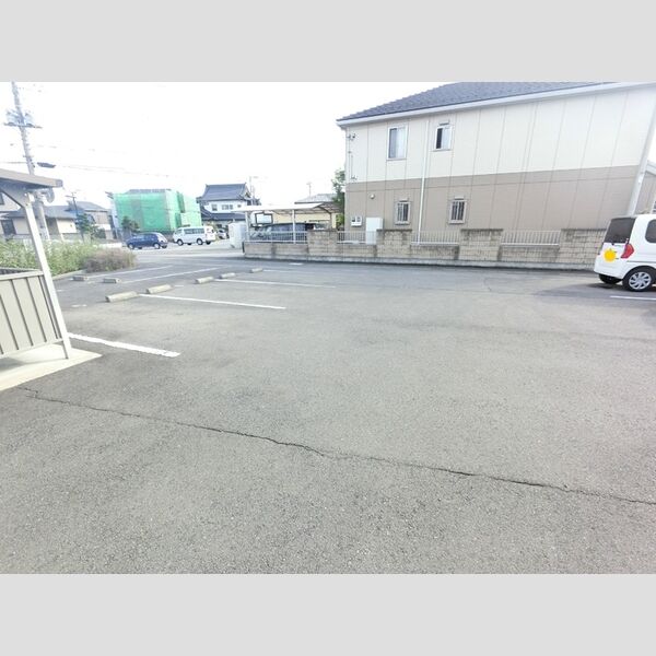 駐車場 (駐車場)