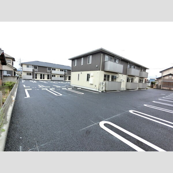 駐車場 (駐車場)