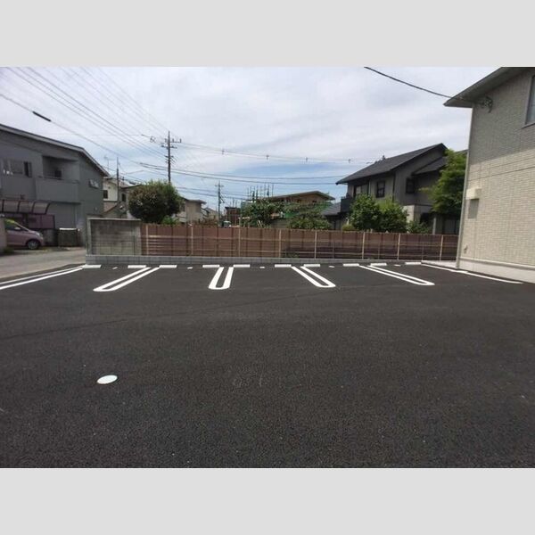 駐車場 (駐車場)