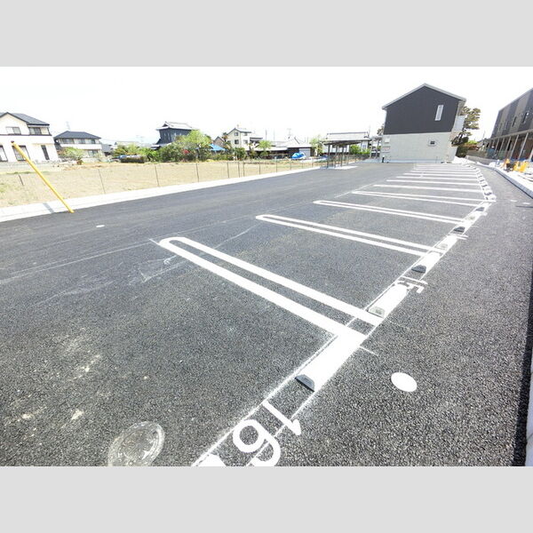 駐車場 (駐車場)
