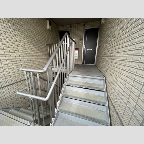 現地周辺 (ロビー)