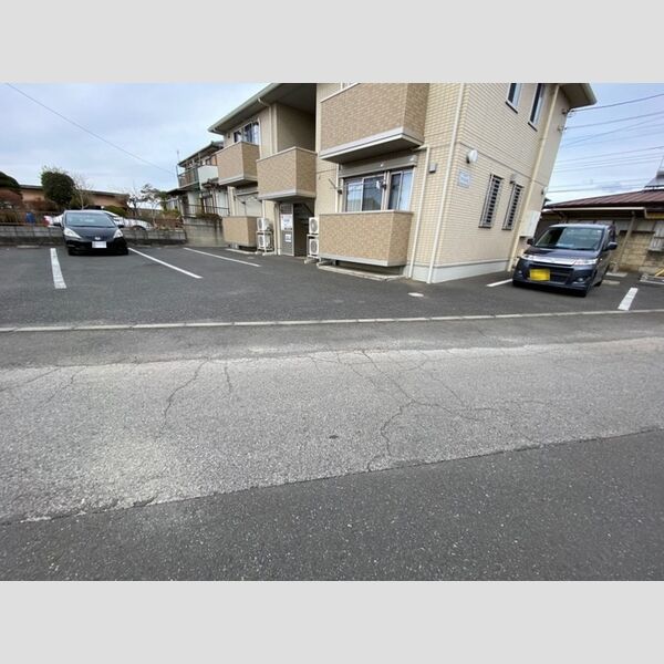 駐車場 (駐車場)