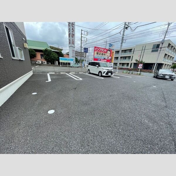 駐車場 (駐車場)
