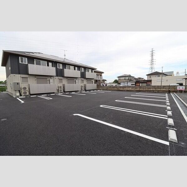 駐車場 (駐車場)