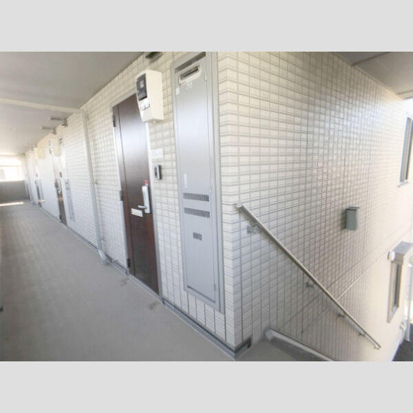 現地周辺 (ロビー)