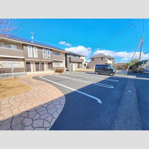 駐車場 (駐車場)