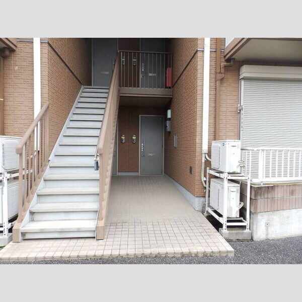 エントランス (エントランス)