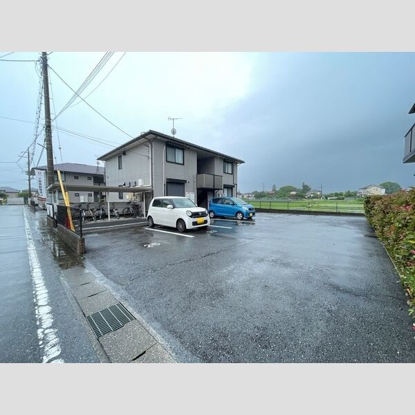 駐車場 (駐車場)