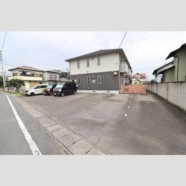 駐車場 (駐車場)