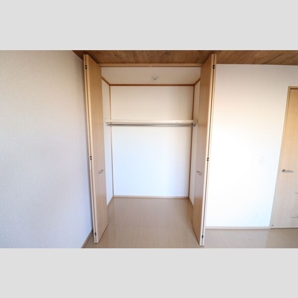 収納 (クローゼット)