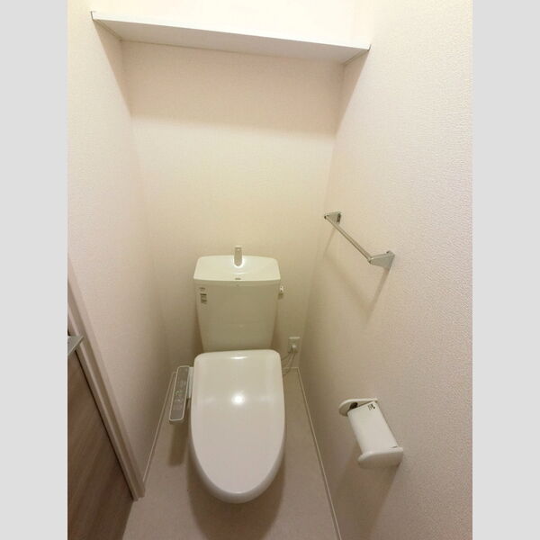 トイレ (温水洗浄暖房便座)