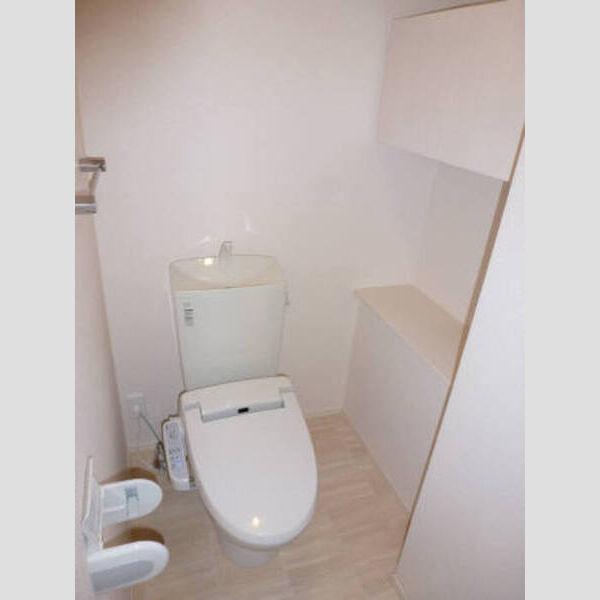 トイレ (トイレ1)