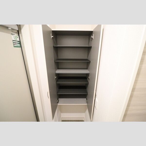 玄関 (シューズボックス)